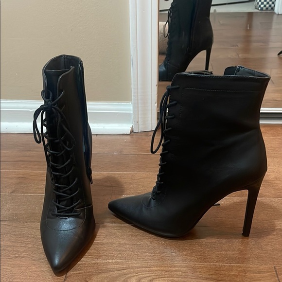 Forever 21 Shoes - COPY - Elegant Black Lace-Up Ankle Boots